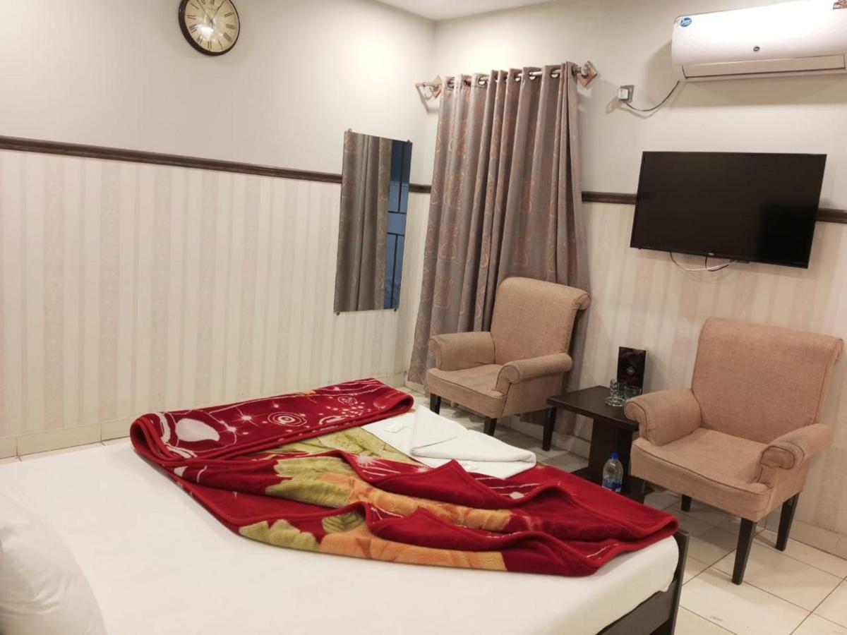 Hotel Eden Rock 拉瓦尔品第 外观 照片